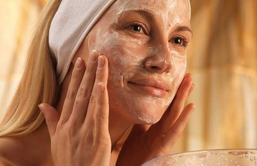 Приемы и средства ухода для зрелой кожи: эффективные способы освежить и вернуть молодость вашей коже.